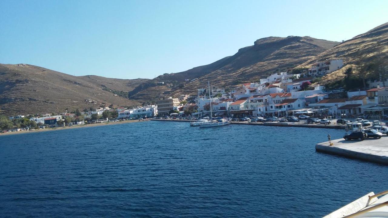 Kea Island Lägenhet Korissia  Exteriör bild