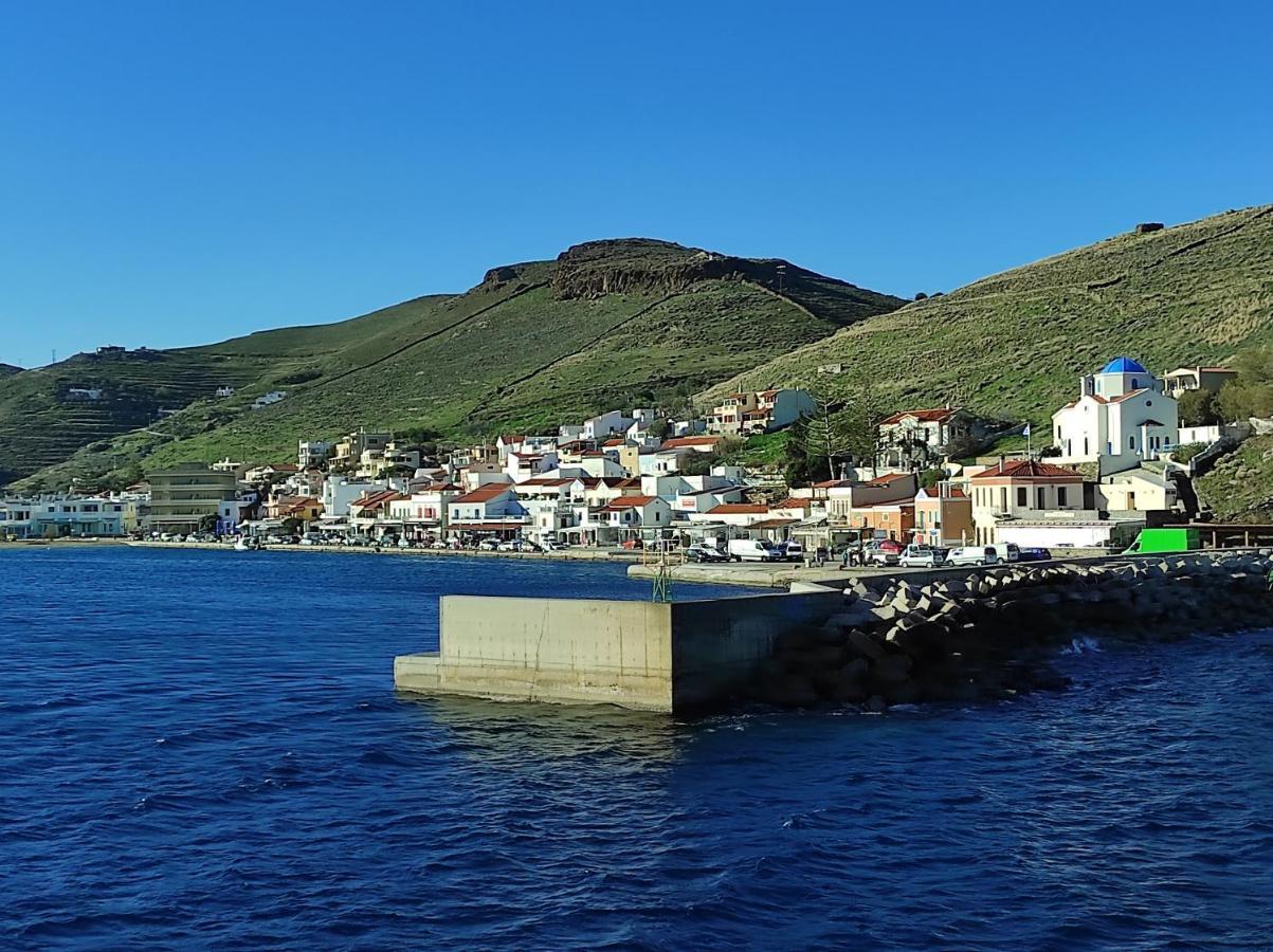 Kea Island Lägenhet Korissia  Exteriör bild
